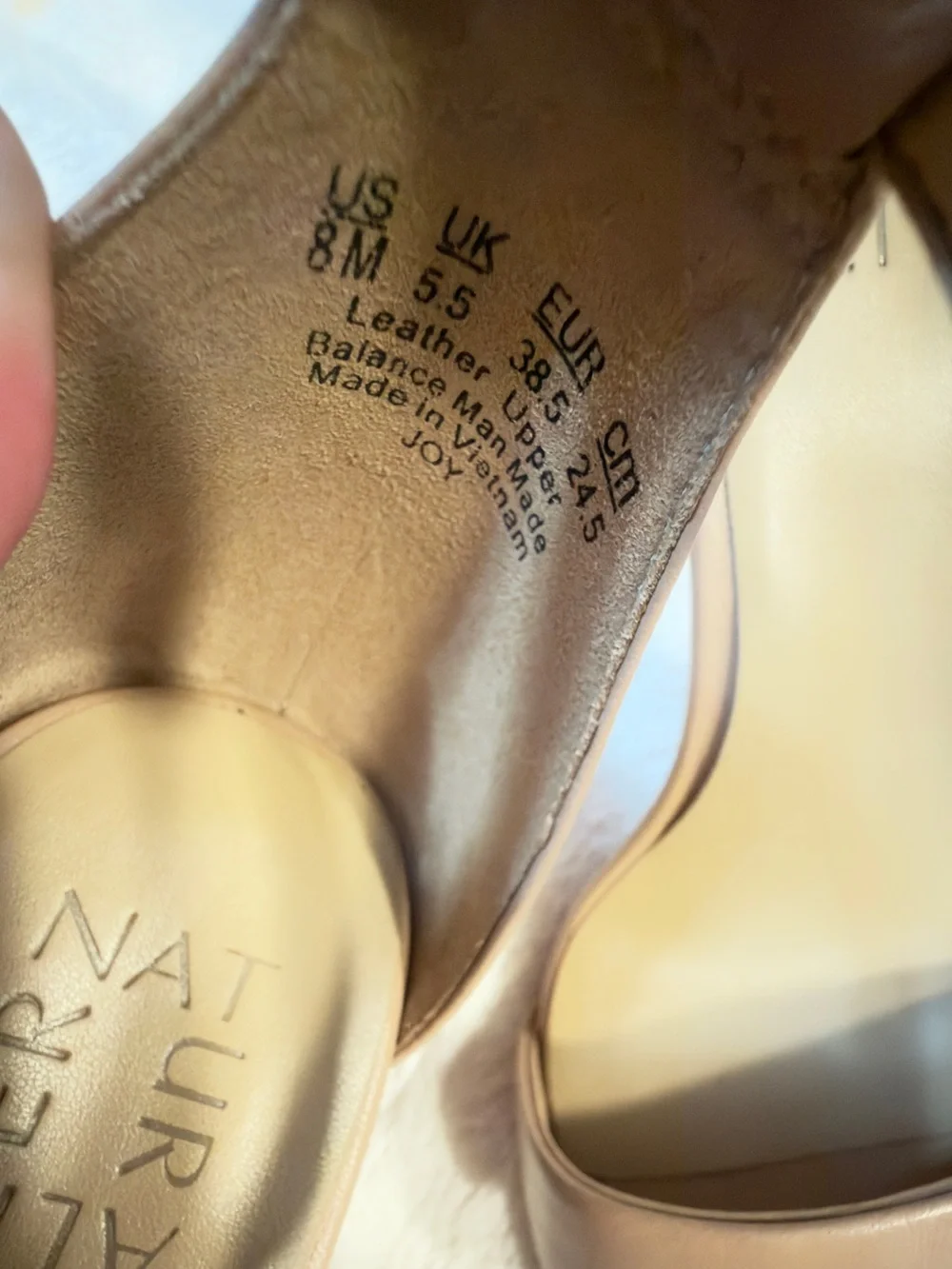 Naturalizer ‘Joy’ Heeled Sandal in a Crème Brulee Size 8 New in box